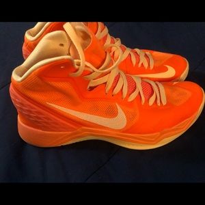 Nike Hyper Disruptors